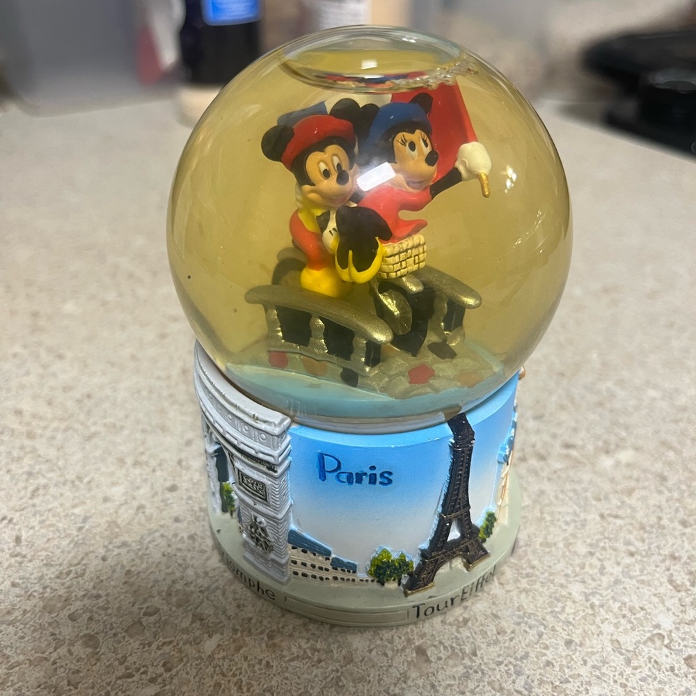 Paris Snow Globe with Iconic‎ Characters